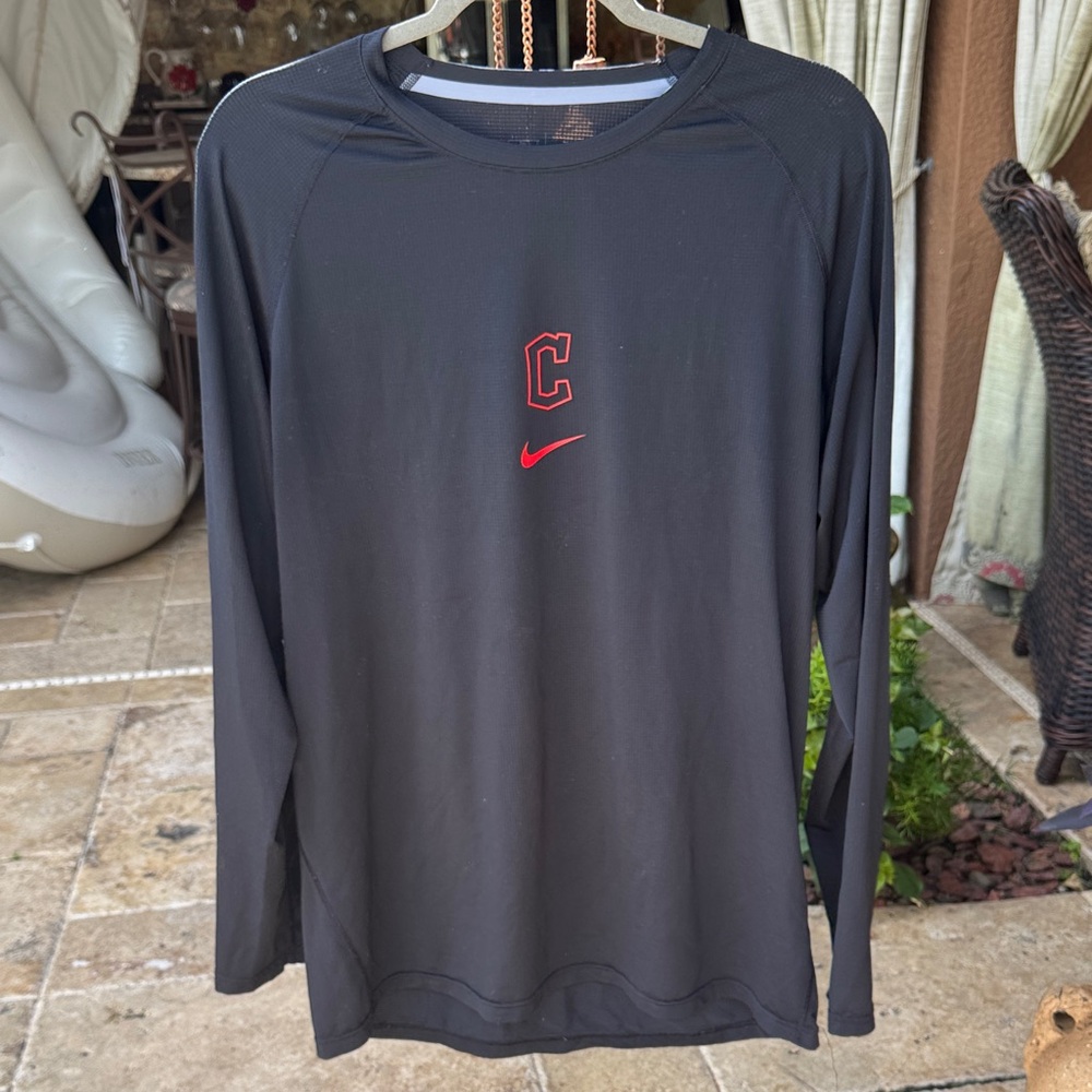 Nike Black and Red Long Sleeve Men's Tee
DRI FIT